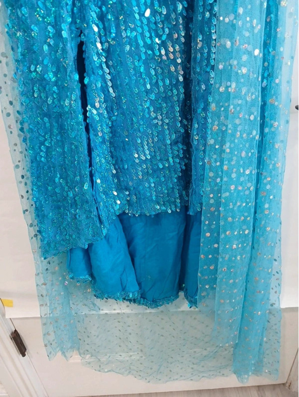 Girl size 9 10 11  Elsa dress - Picture 2 of 10